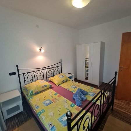 Apartment Fabic Porec Bagian luar foto