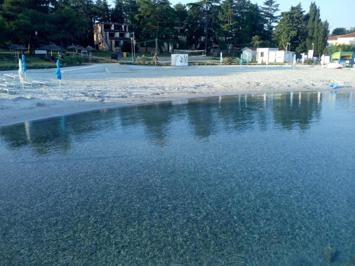 Apartment Fabic Porec Bagian luar foto